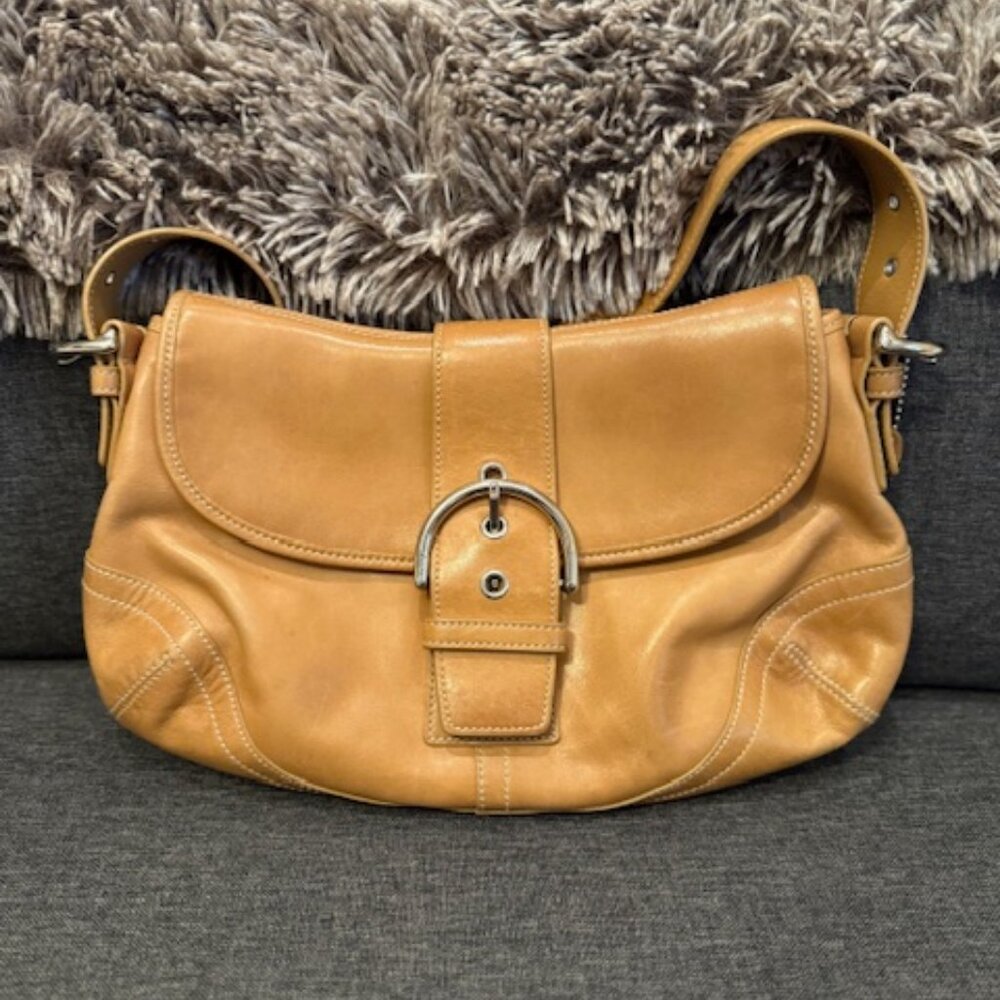 VINTAGE!!! Coach Purse - Super soft leather!